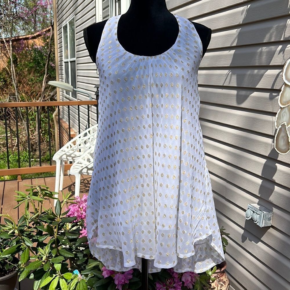 Staring and stars viscose white gold polka dots open back top Sz medium